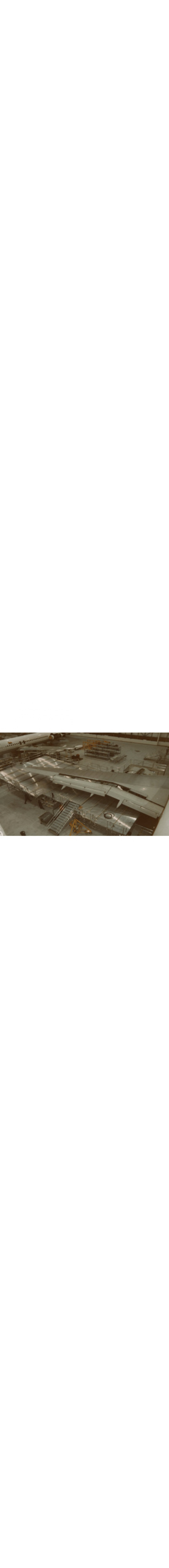 B757-767 Aircraft Maintenance Docking System