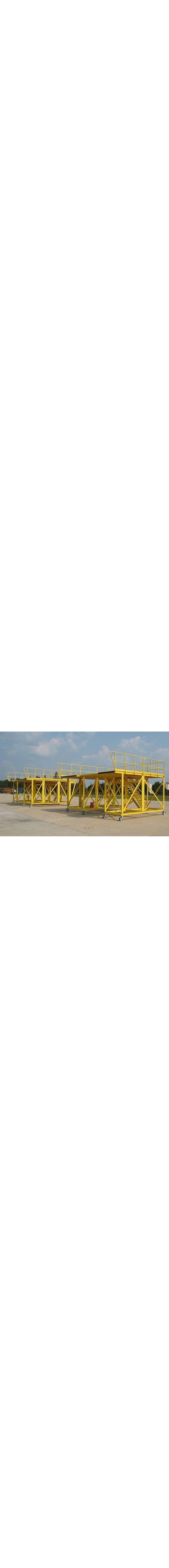 C-130 Aircraft Maintenance Exterior Access Stands