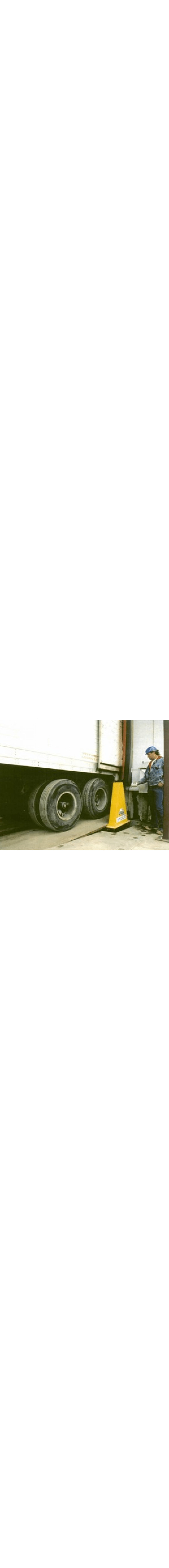Shallow Pit Mounted Truck Leveler