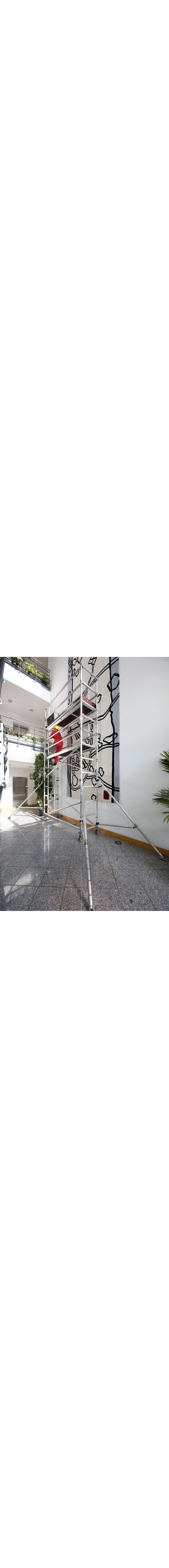 Span 400 Mobile Tower